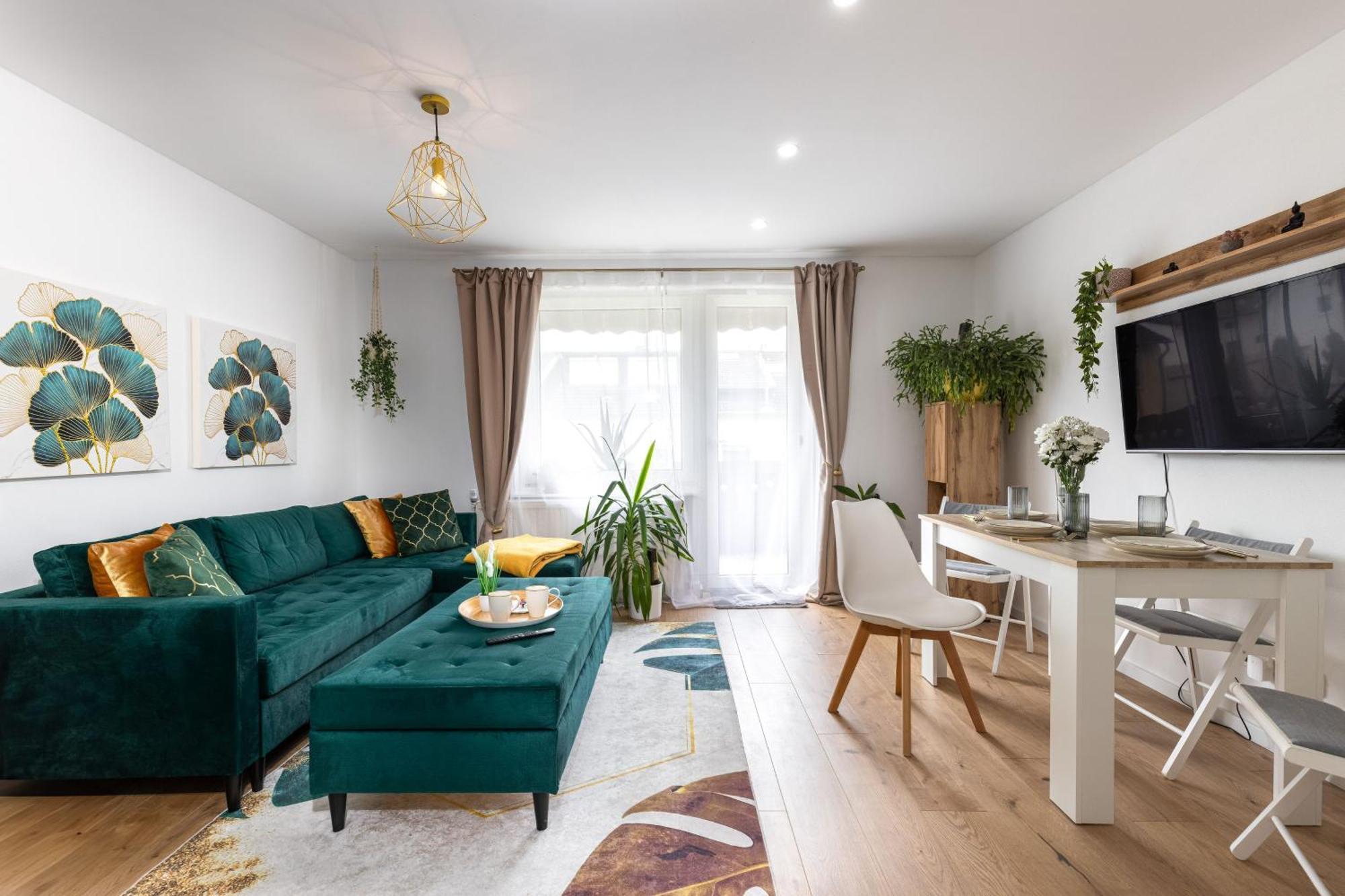Schoenes, Modernes Apartment Mit Zwei Schlafzimmern - Zentral Mit Balkon Fuer 6 Personen Montabaur Zewnętrze zdjęcie